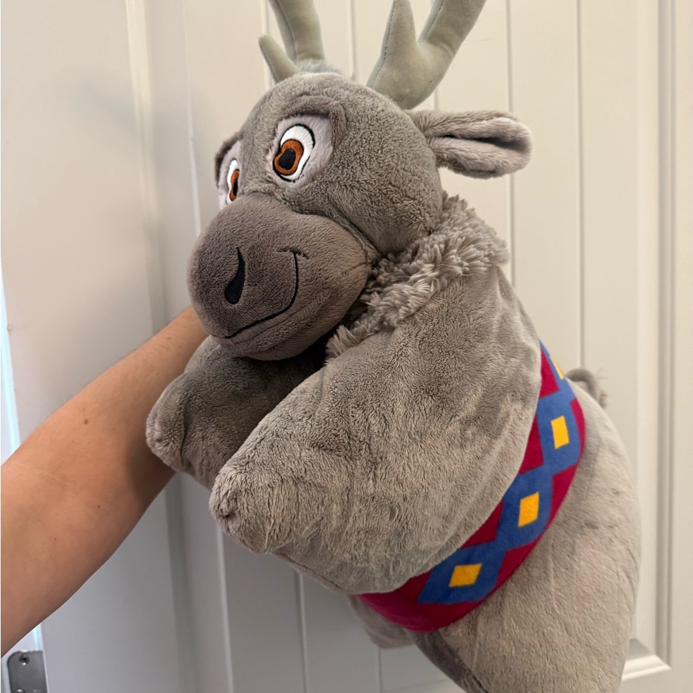 Disney Sven pillow pet
